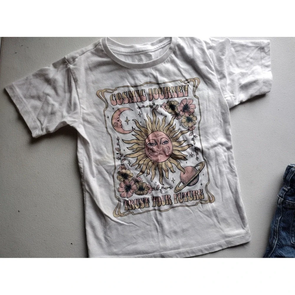 Wonder Nation Cat & Jack Kids Cosmic Sun Moon Tee & Distressed Denim Shorts Set‎